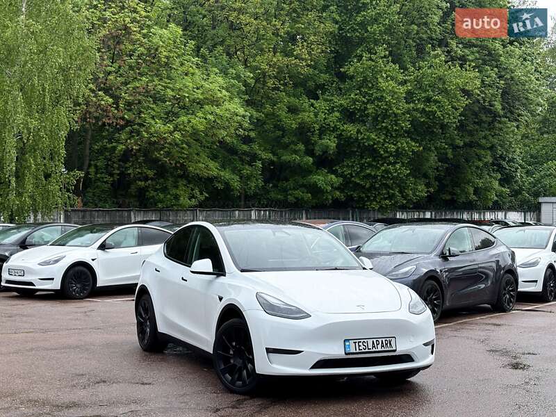 Внедорожник / Кроссовер Tesla Model Y 2024 в Киеве фото Внедорожник / Кроссовер Tesla Model Y 2024 в Киеве