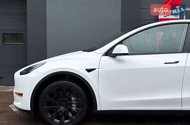 Внедорожник / Кроссовер Tesla Model Y 2024 в 
