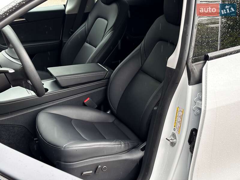 Внедорожник / Кроссовер Tesla Model Y 2024 в Киеве фото 13 Внедорожник / Кроссовер Tesla Model Y 2024 в Киеве