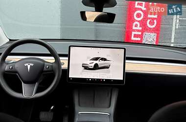 Внедорожник / Кроссовер Tesla Model Y 2024 в 
