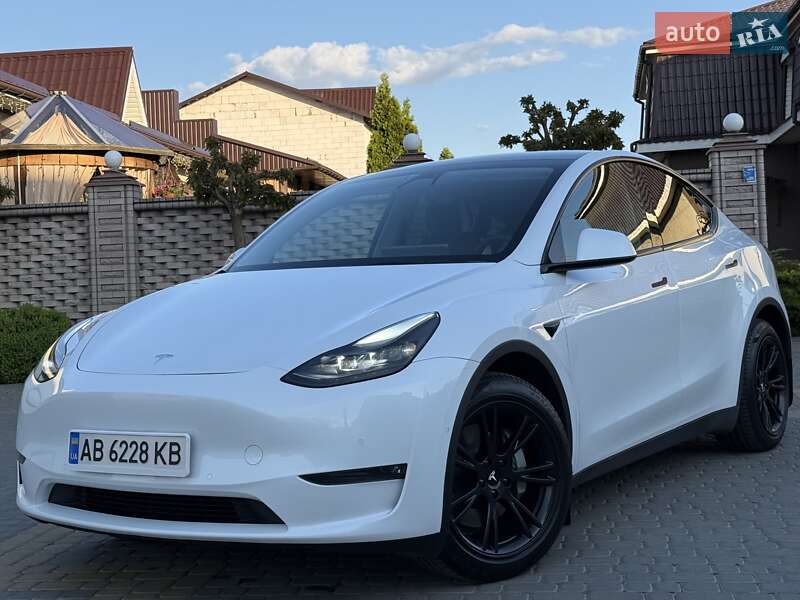 Внедорожник / Кроссовер Tesla Model Y 2021 в Виннице