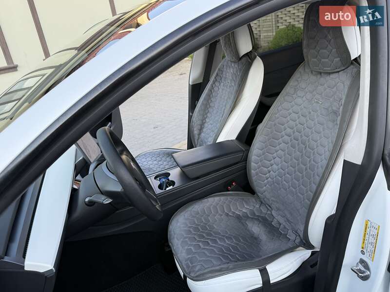 Внедорожник / Кроссовер Tesla Model Y 2021 в Виннице