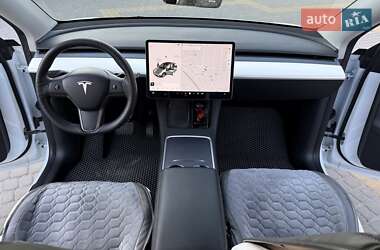 Внедорожник / Кроссовер Tesla Model Y 2021 в 