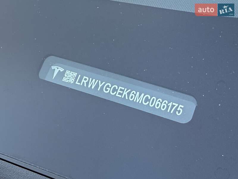 Внедорожник / Кроссовер Tesla Model Y 2021 в Виннице