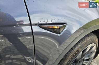 Внедорожник / Кроссовер Tesla Model Y 2022 в 
