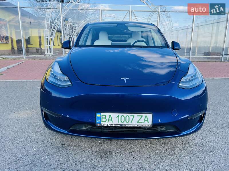 Позашляховик / Кросовер Tesla Model Y 2021 в Умані