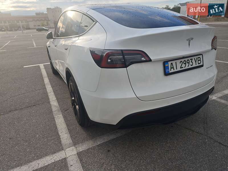 Внедорожник / Кроссовер Tesla Model Y 2022 в Киеве