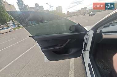 Внедорожник / Кроссовер Tesla Model Y 2022 в 
