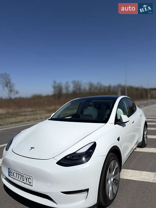 Позашляховик / Кросовер Tesla Model Y 2022 в Хмельницькому