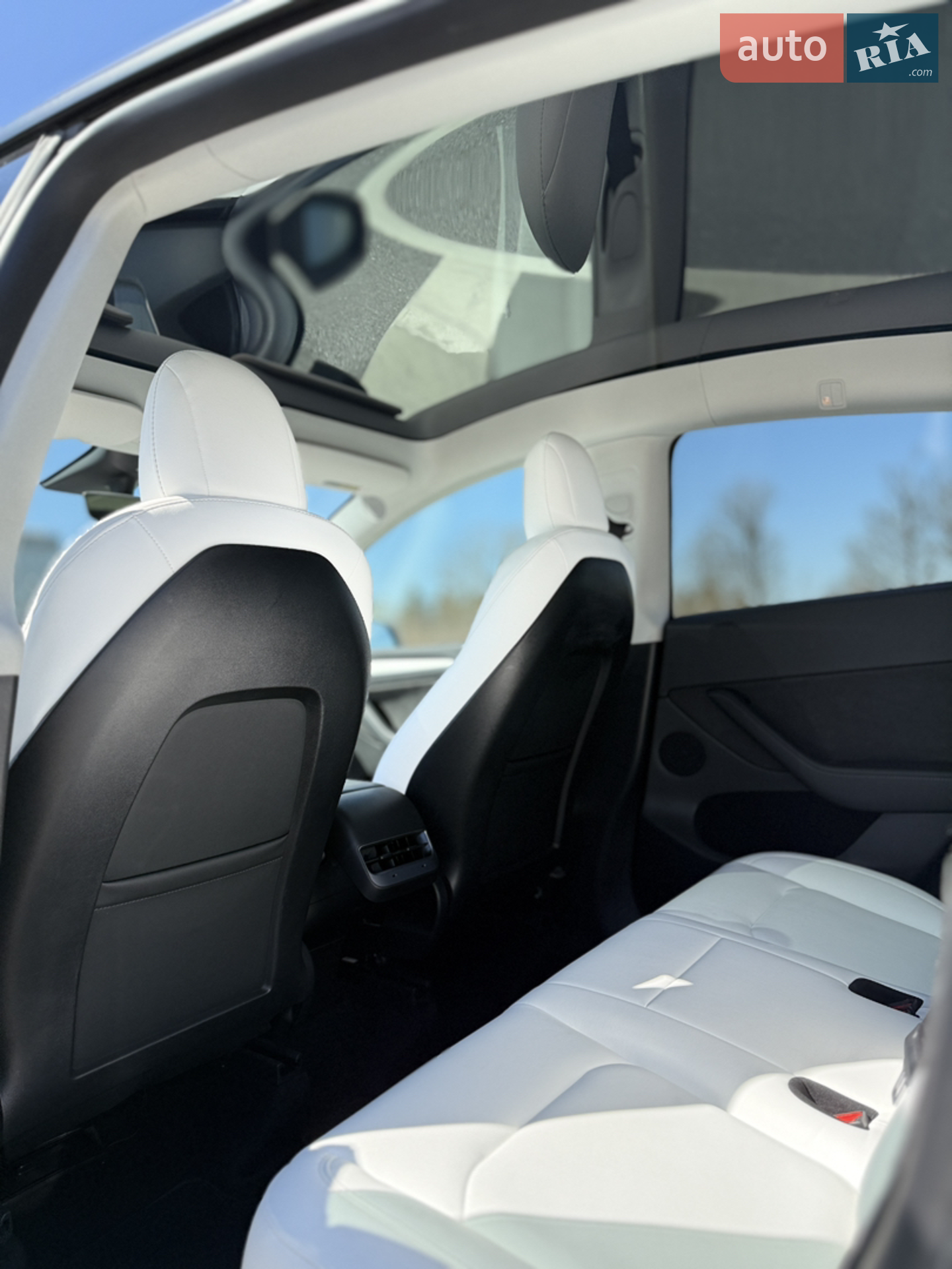 2022 Tesla Model Y - мініатюра 13