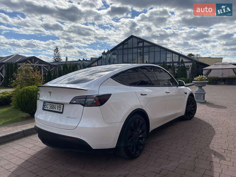 Внедорожник / Кроссовер Tesla Model Y 2021 в Стрые