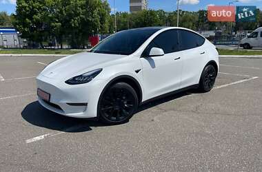 Внедорожник / Кроссовер Tesla Model Y 2022 в 