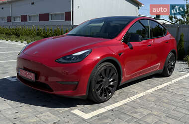 Позашляховик / Кросовер Tesla Model Y 2021 в Луцьку