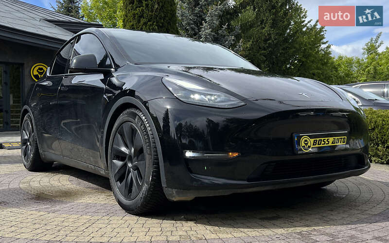 Внедорожник / Кроссовер Tesla Model Y 2022 в 