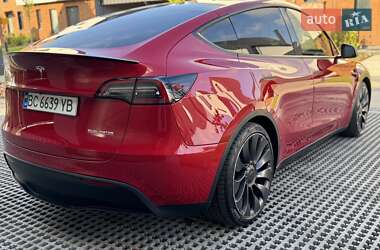 Внедорожник / Кроссовер Tesla Model Y 2021 в 