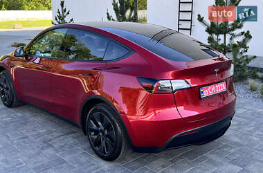 Внедорожник / Кроссовер Tesla Model Y 2024 в 