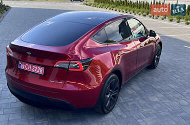 Внедорожник / Кроссовер Tesla Model Y 2024 в 