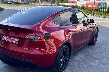 Внедорожник / Кроссовер Tesla Model Y 2024 в 