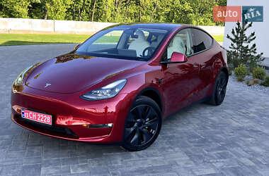 Внедорожник / Кроссовер Tesla Model Y 2024 в 