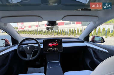 Внедорожник / Кроссовер Tesla Model Y 2024 в 