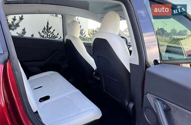 Внедорожник / Кроссовер Tesla Model Y 2024 в 
