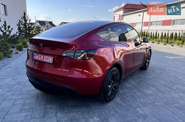 Внедорожник / Кроссовер Tesla Model Y 2024 в 