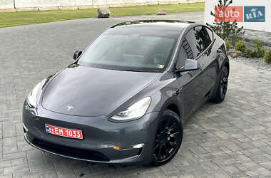 Позашляховик / Кросовер Tesla Model Y 2021 в 