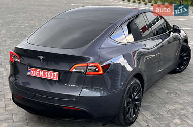 Позашляховик / Кросовер Tesla Model Y 2021 в 