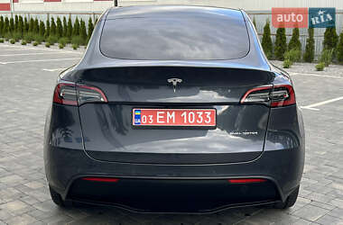 Позашляховик / Кросовер Tesla Model Y 2021 в 
