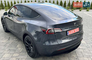 Позашляховик / Кросовер Tesla Model Y 2021 в 