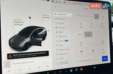 Позашляховик / Кросовер Tesla Model Y 2021 в 