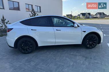 Внедорожник / Кроссовер Tesla Model Y 2022 в 