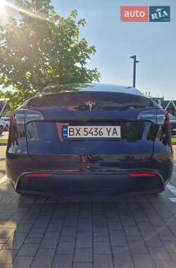 Внедорожник / Кроссовер Tesla Model Y 2023 в 