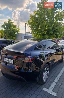 Внедорожник / Кроссовер Tesla Model Y 2023 в 