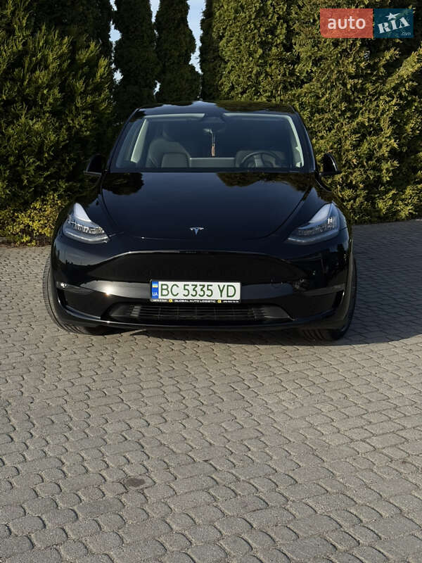 Внедорожник / Кроссовер Tesla Model Y 2023 в Львове