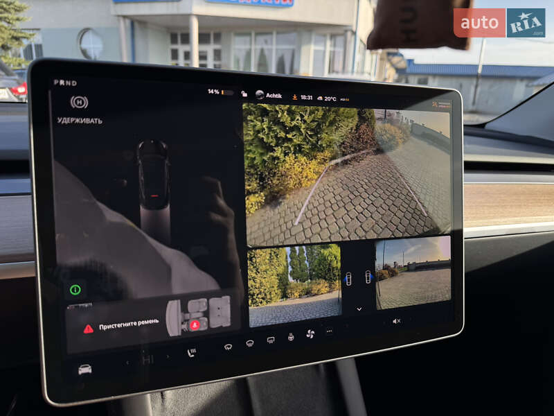 Внедорожник / Кроссовер Tesla Model Y 2023 в Львове