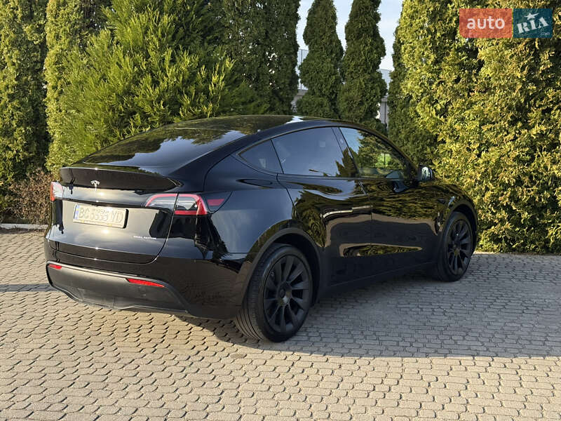 Внедорожник / Кроссовер Tesla Model Y 2023 в Львове