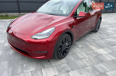Внедорожник / Кроссовер Tesla Model Y 2024 в 