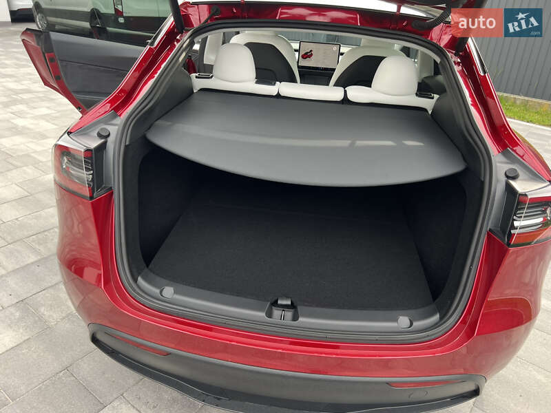 Внедорожник / Кроссовер Tesla Model Y 2024 в Староконстантинове фото 12 Внедорожник / Кроссовер Tesla Model Y 2024 в Староконстантинове