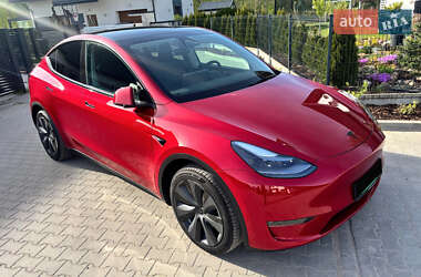 Внедорожник / Кроссовер Tesla Model Y 2023 в 