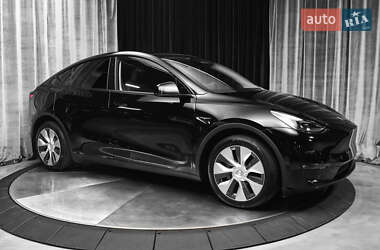 Внедорожник / Кроссовер Tesla Model Y 2023 в Киеве