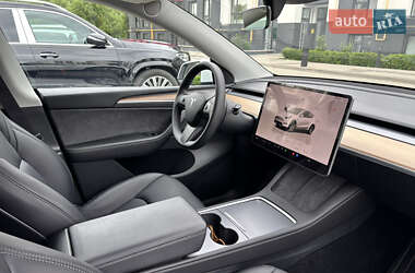 Позашляховик / Кросовер Tesla Model Y 2023 в 