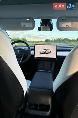 Внедорожник / Кроссовер Tesla Model Y 2022 в 