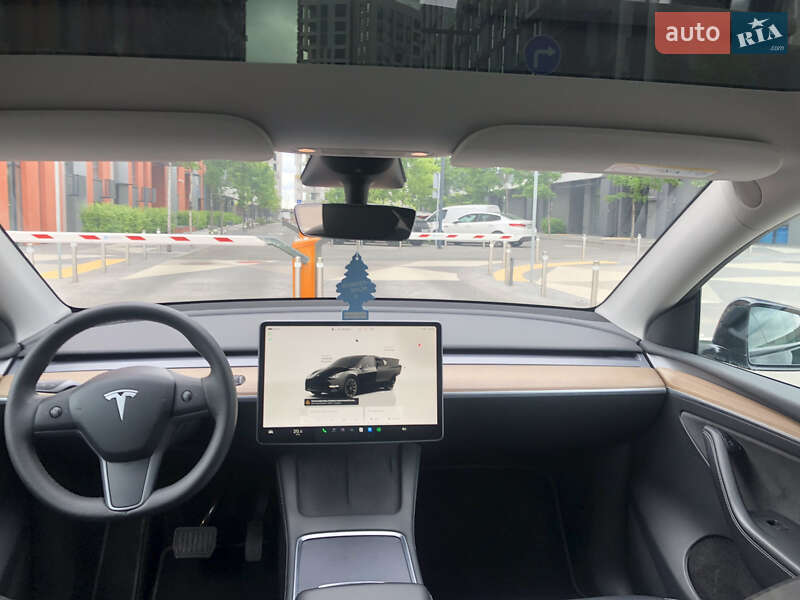 Внедорожник / Кроссовер Tesla Model Y 2022 в Киеве
