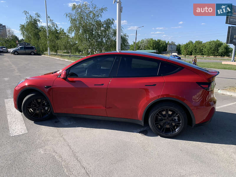 Внедорожник / Кроссовер Tesla Model Y 2021 в Запорожье