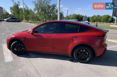 Позашляховик / Кросовер Tesla Model Y 2021 в 