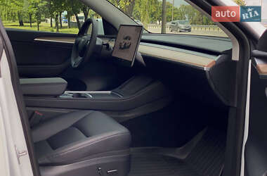 Внедорожник / Кроссовер Tesla Model Y 2023 в 