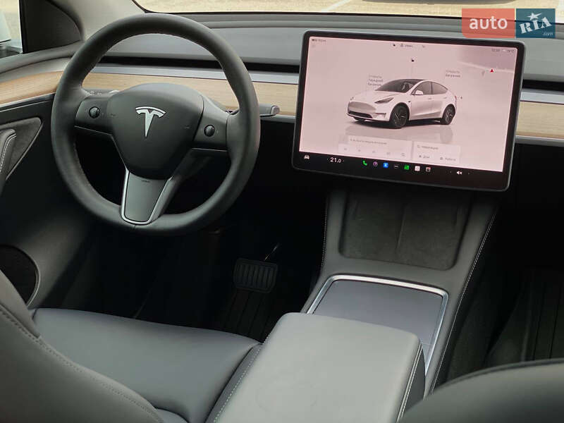 Внедорожник / Кроссовер Tesla Model Y 2023 в Днепре