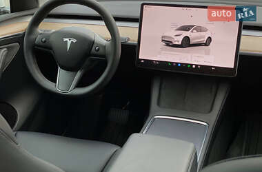 Внедорожник / Кроссовер Tesla Model Y 2023 в 