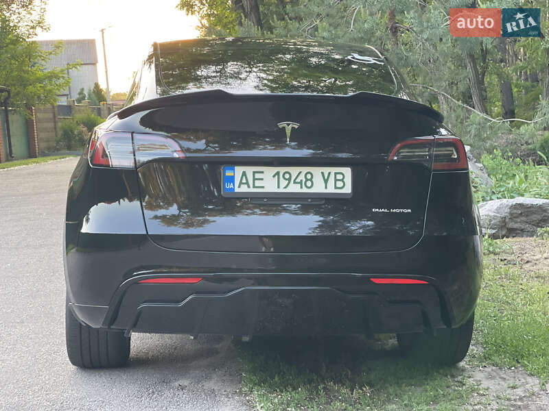 Внедорожник / Кроссовер Tesla Model Y 2023 в Днепре